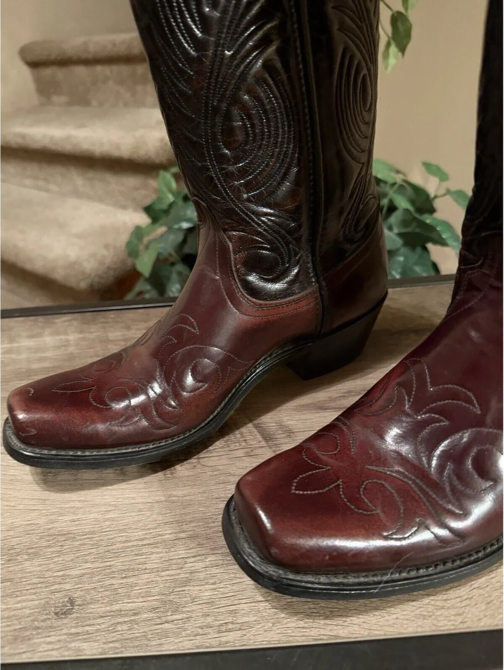 Laredo Men’s Cowboy Boots Mahogany Leather Vamp Size 7.5 D